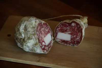 salame coglioni di mulo di Norcia