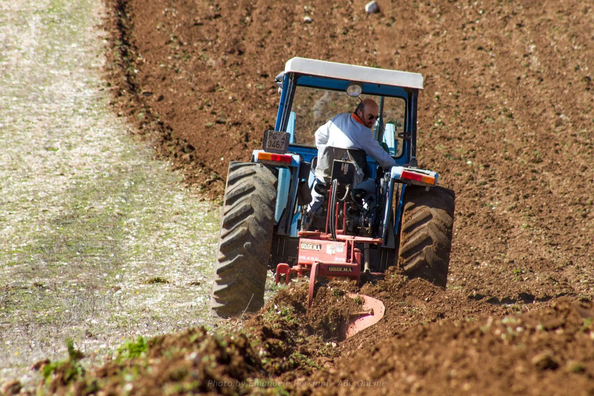lavorazione terreno agricoltura a norcia coltivazione Legumi di Norcia