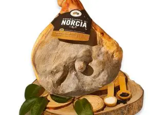 Prosciutto di Norcia i g p