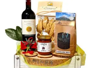 confezione cesto regalo norcia con pasta, ragu, lenticchie nere e vino