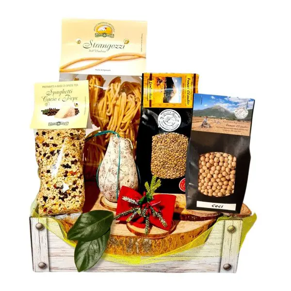 Cesto di Natale aziendale Norcia con ceci lenticchia salame e pasta